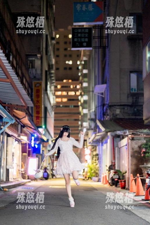 哇，落落Raku的升天写真，难道这是图集里的隐形翅膀？让我也想去飞！