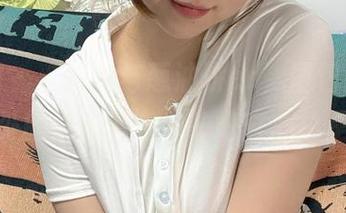 微密圈 – “修女与葱油饼er，图包里有什么意外的组合？”——好奇心总是发酵