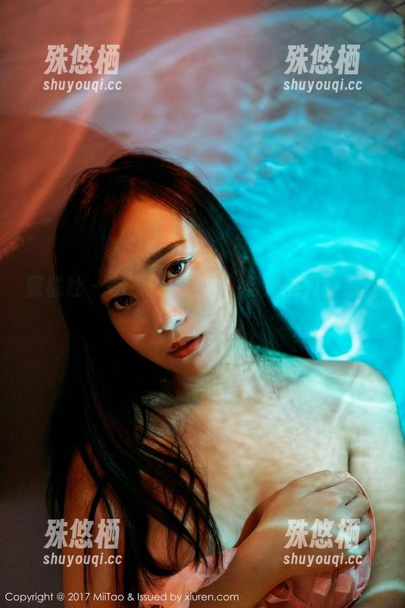 蜜桃社-雪飞 蜜桃社 - 在线分享:雪飞与她的豹纹原图魅影