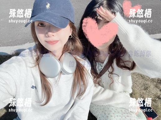 闪月半喵少女图库，下载前先确定你家的猫不会吃掉你的文件哟