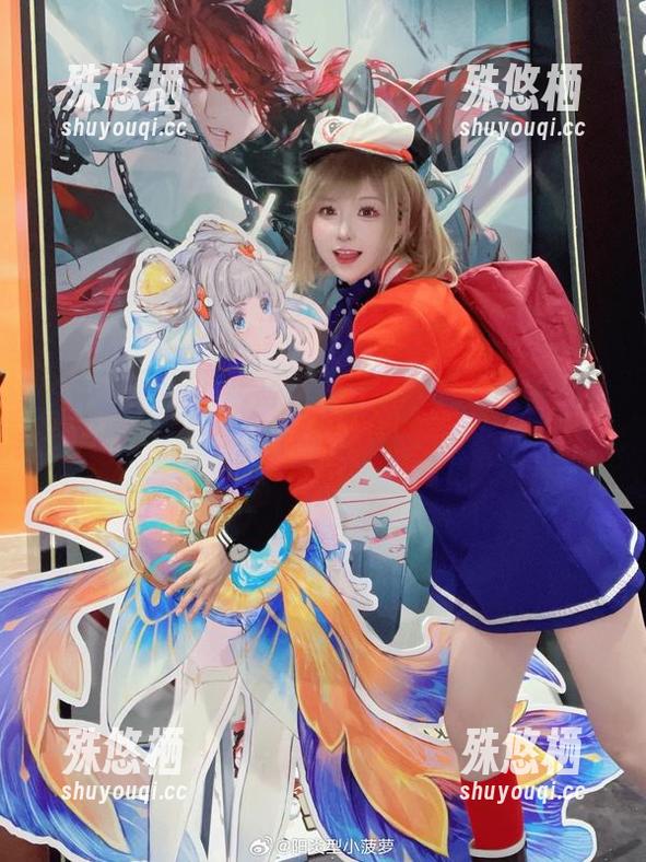 翻开阳炎型小菠萝的学姐o图册，满满都是角色扮演的梦