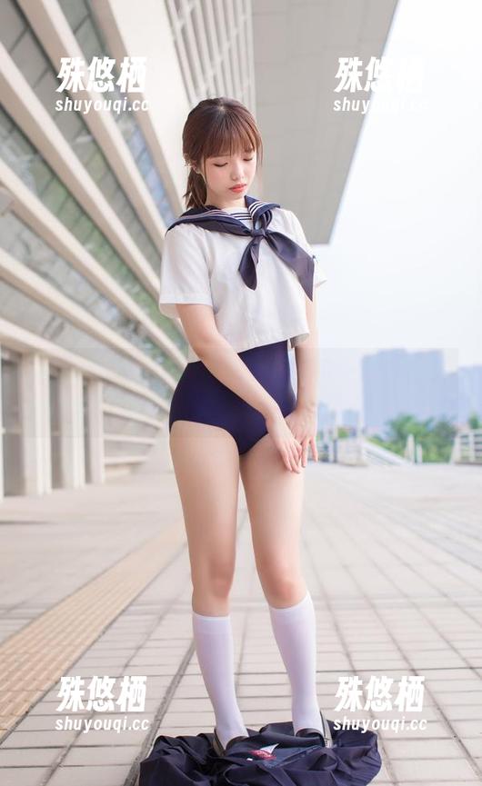 终于找到让人捧腹的兔女郎了——高清写真里的雯妹不讲道理扮演得可真带感！