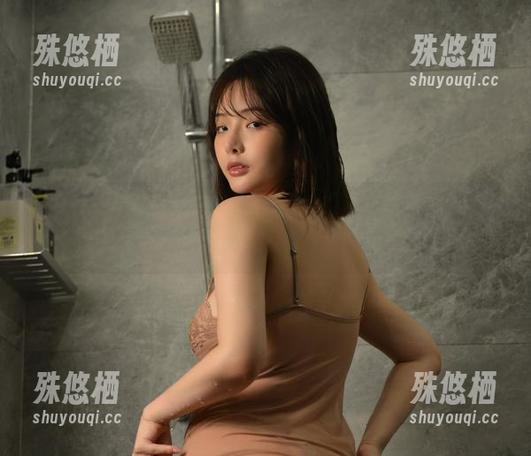 看雯妹不讲道理私拍睡衣套路，资源已经被圈内圈外都赞赞赞！