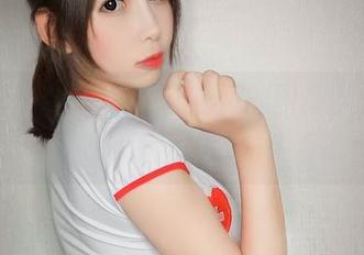雯粥粥i出品：索尼子花嫁的图集，快来看这个不按常理出牌的时尚姿态！