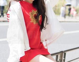 魅妍社 – 资源快递到：Mieko林美惠子和她的校服，一组图让你感叹青春真抢眼！