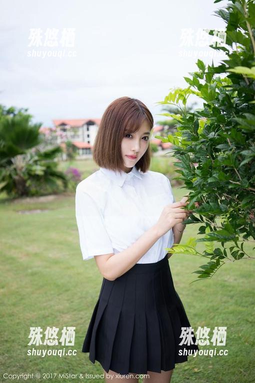 魅妍社-舞媚歆 魅妍社 - 在线吧!舞媚歆带来一头奶牛的荒诞与美丽,高清画质让你想停就停。